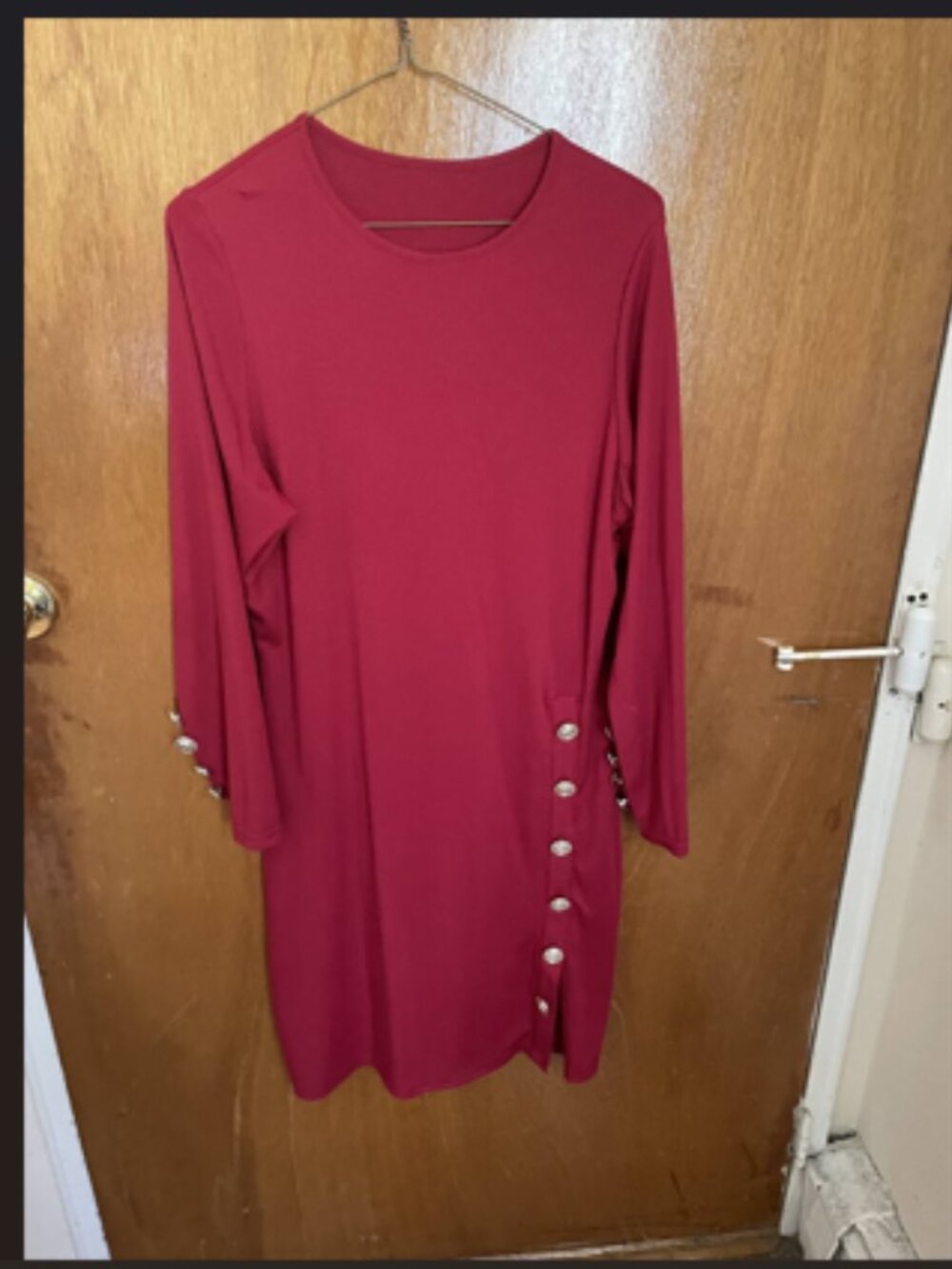 Plus Size Ribbed Button Decor Split Hem Bodycon Dress- Burgundy